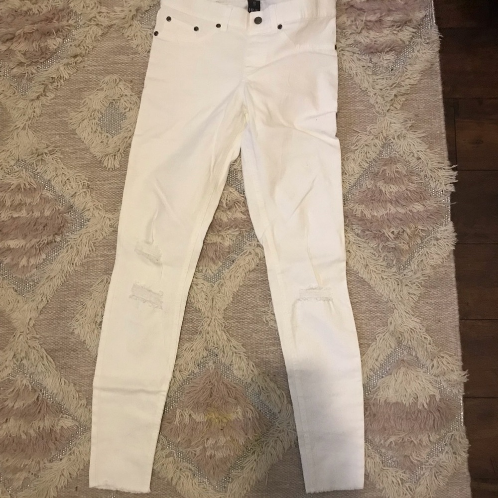 White jeggings